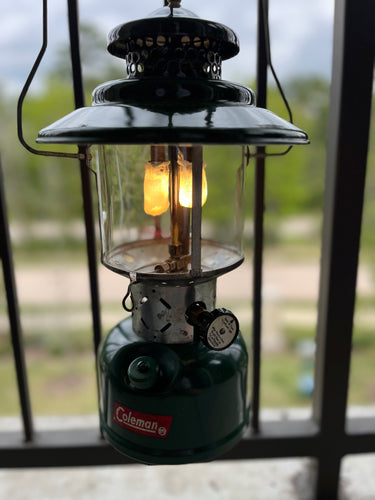 Vintage 1961 228E Coleman lantern